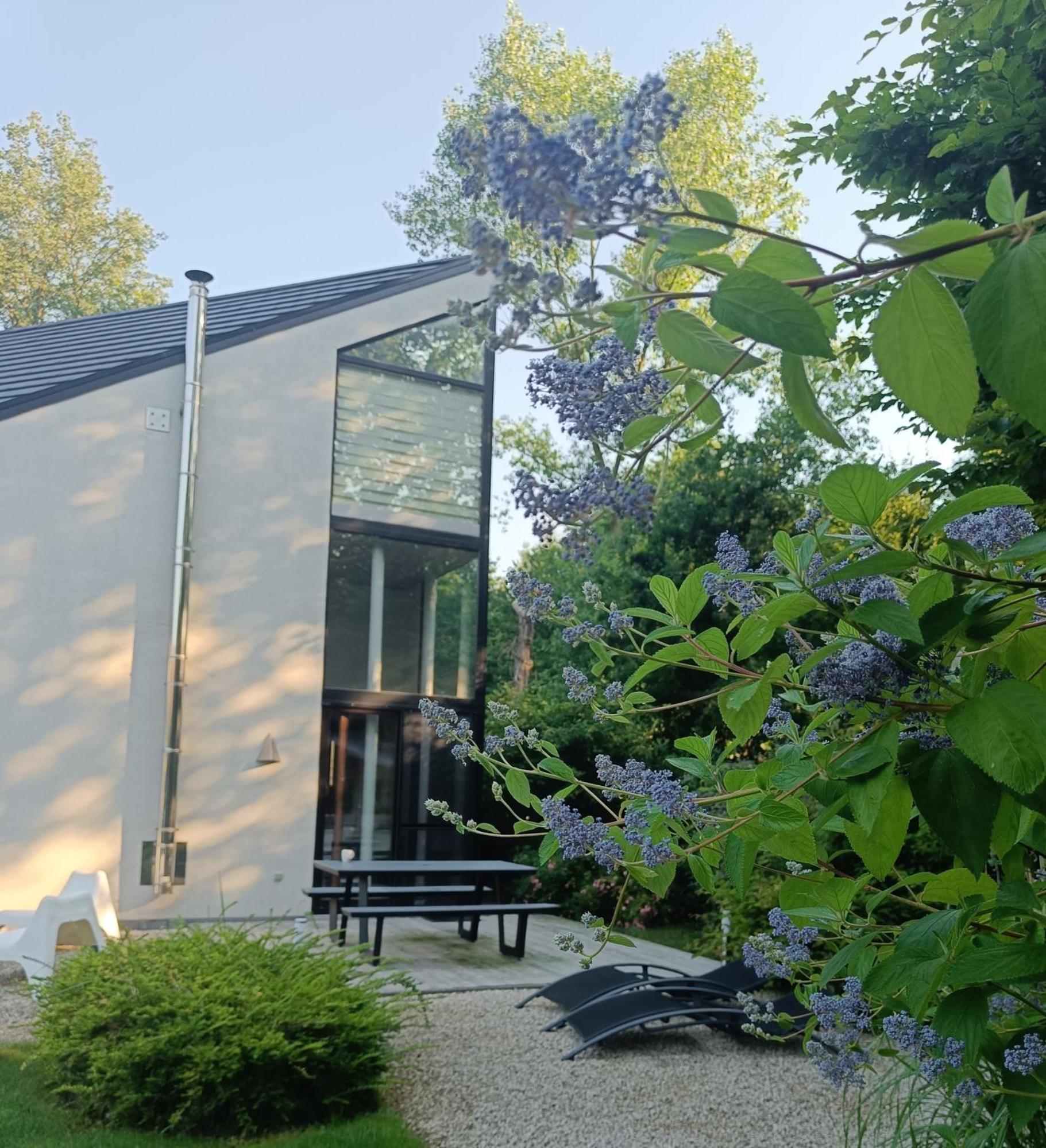 B6 Villa Ursel Екстериор снимка